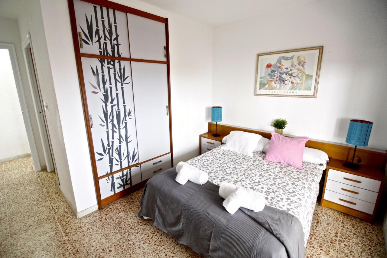 Apartamento Arenales อาเรนาเลส เดล ซอล ภายนอก รูปภาพ
